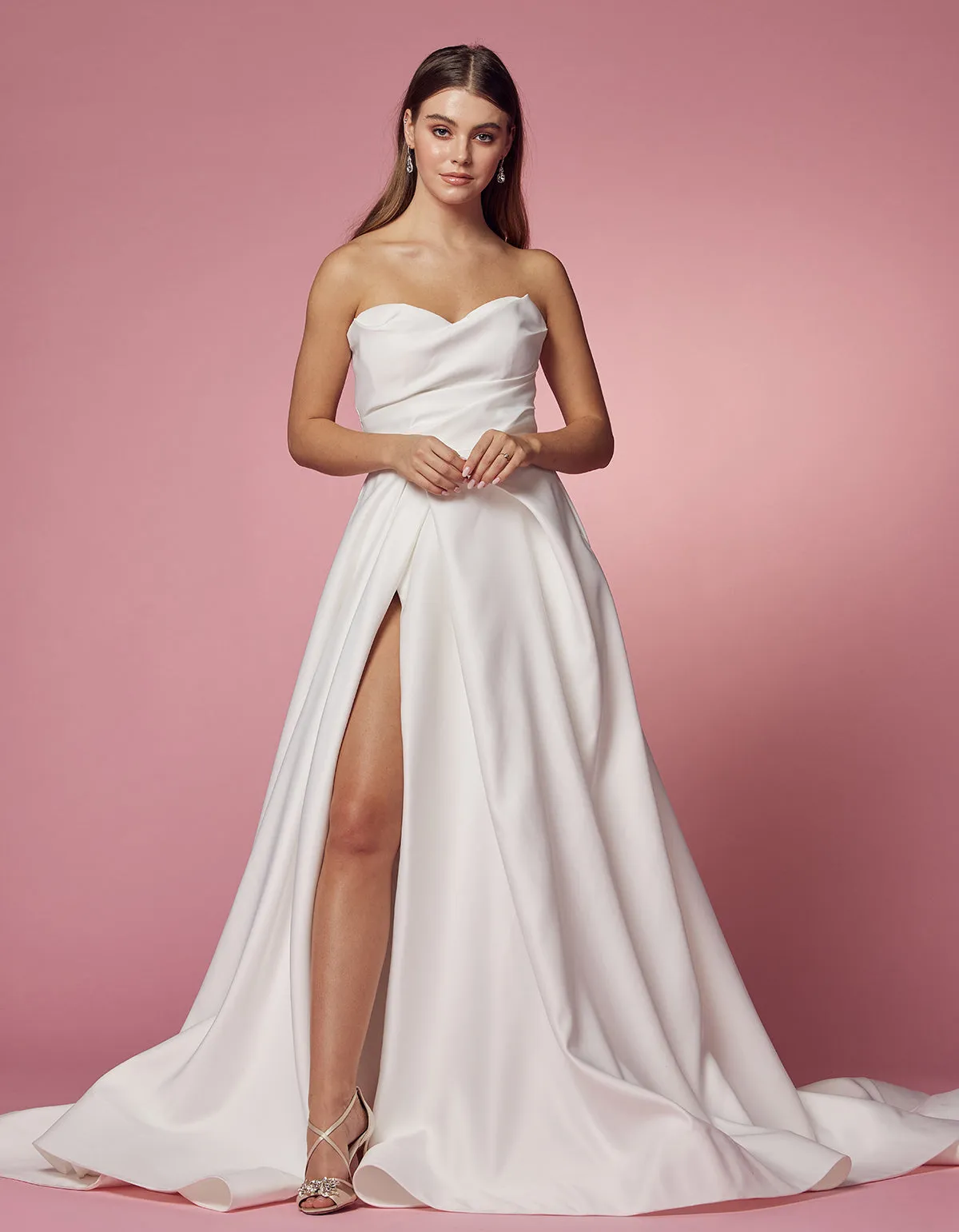 Strapless High Slit A-Line Wedding Gown_JW938