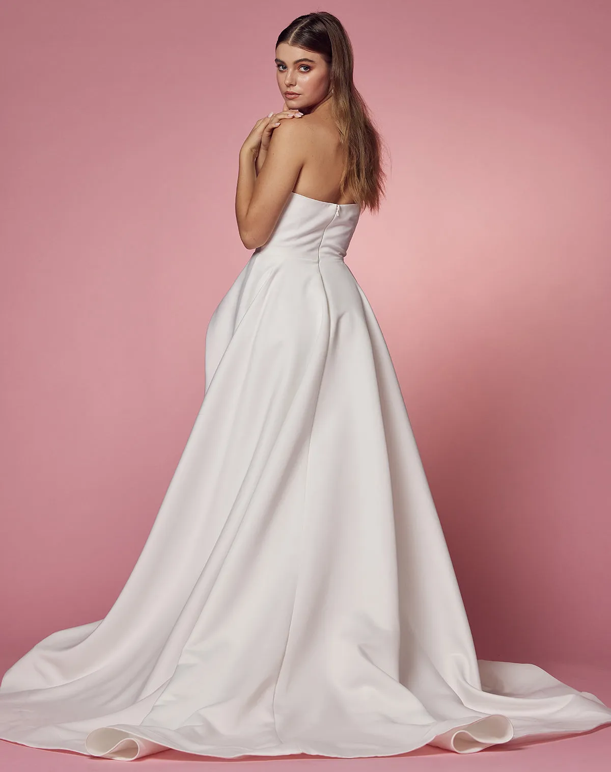 Strapless High Slit A-Line Wedding Gown_JW938